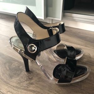 Michel Kors Sandals